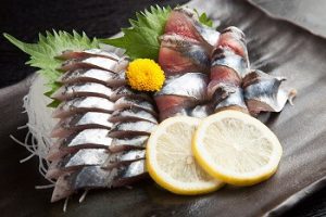 刺身|秋刀魚とワインのマリアージュ