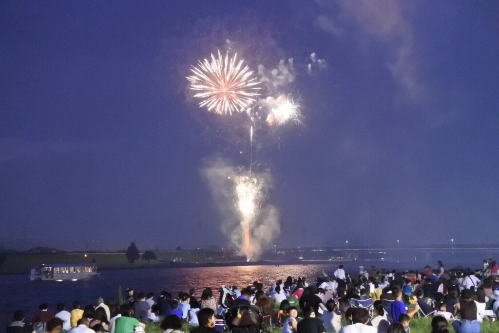 筑後川花火大会 河川敷
